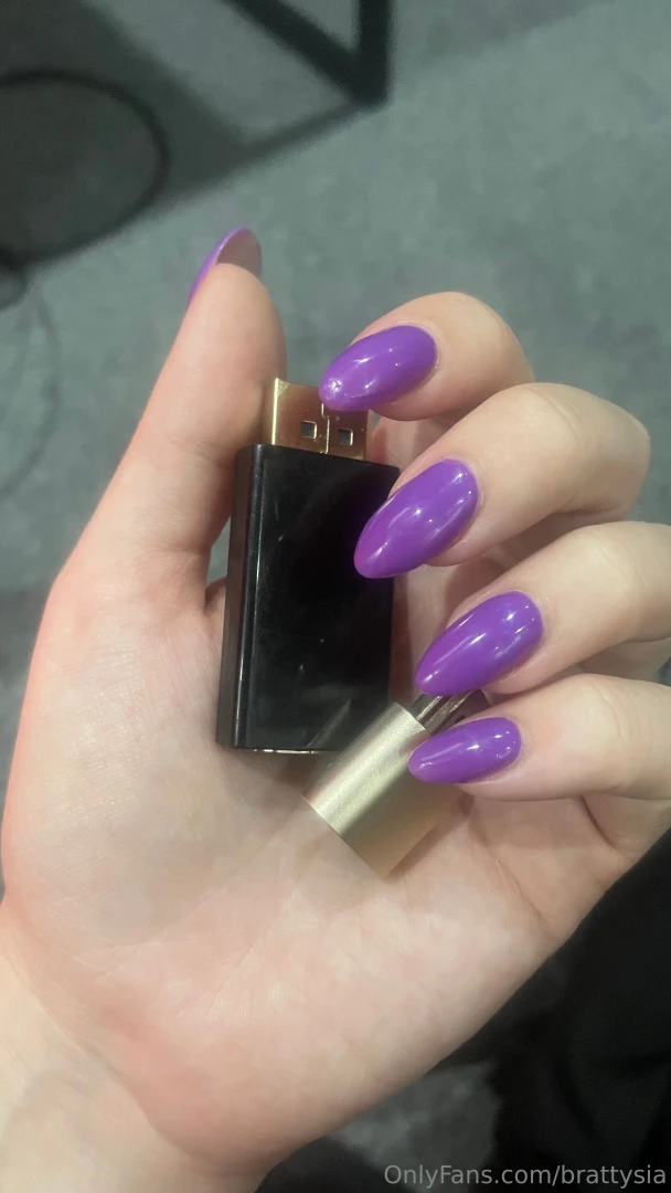 Need a cuck to pay for my new set 