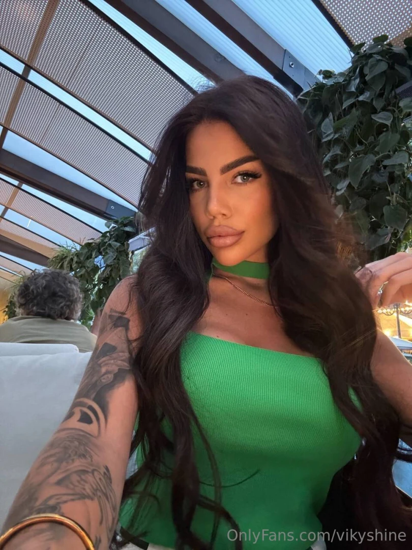 Hey my sweethearts i wanted to ask what kind of posts you d actually 