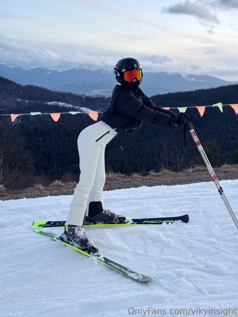 Oh how i love it when winter is real so frosty so beautiful especially part 1 