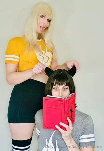 When wrennocturnafree is too busy reading her books her ears are fair