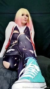 The best part of comic spider-gwen s look is the converse don t you