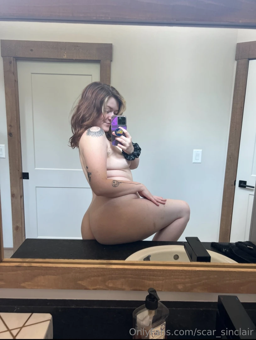 Offering to the mirror selfie gods since it s been a while 