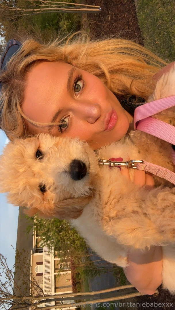 Me and my fluffy shadow 