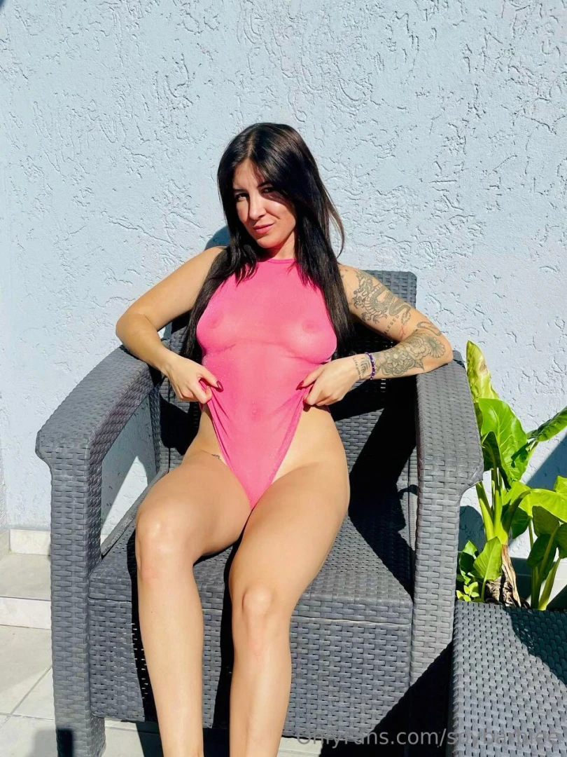 I want you to whisper in my ear what you would do to me over chat 