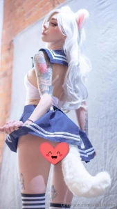 Purchase a video and get 2 free pictures