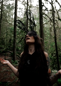 Identifying the shadow gt gt bringing into consciousness gt gt