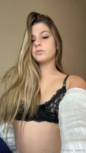 I get needy when i m bored guess what i am now