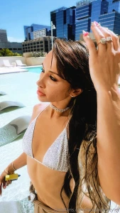 I was feelin a little extra so i dropped something spicy in your inbox