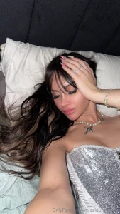 Goodmorning loves sorry i was so so sick for a week and a half i had