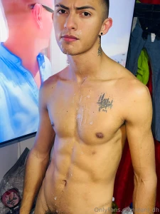 Alg n fans quiere pasarle la lengua y d jame bien limpio some fans