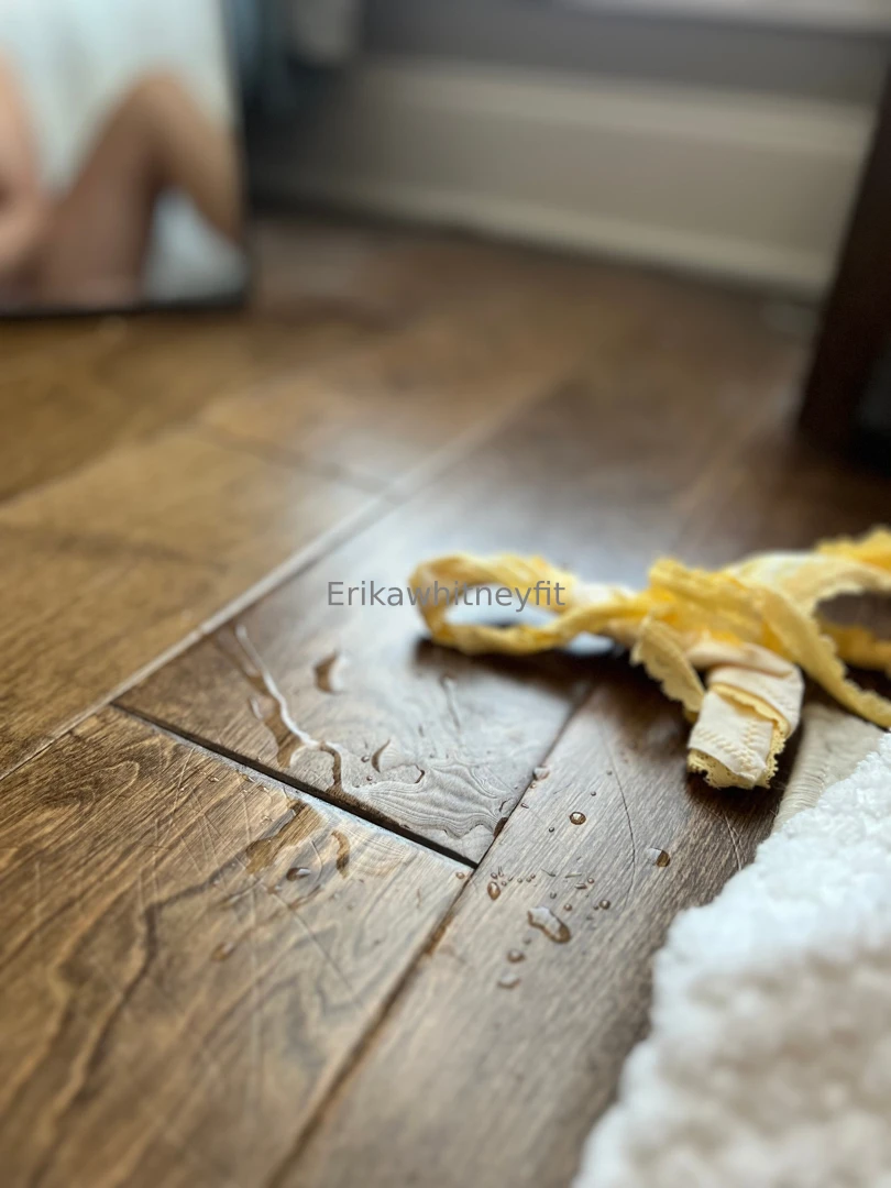 Messy monday keep an eye on your dms later 