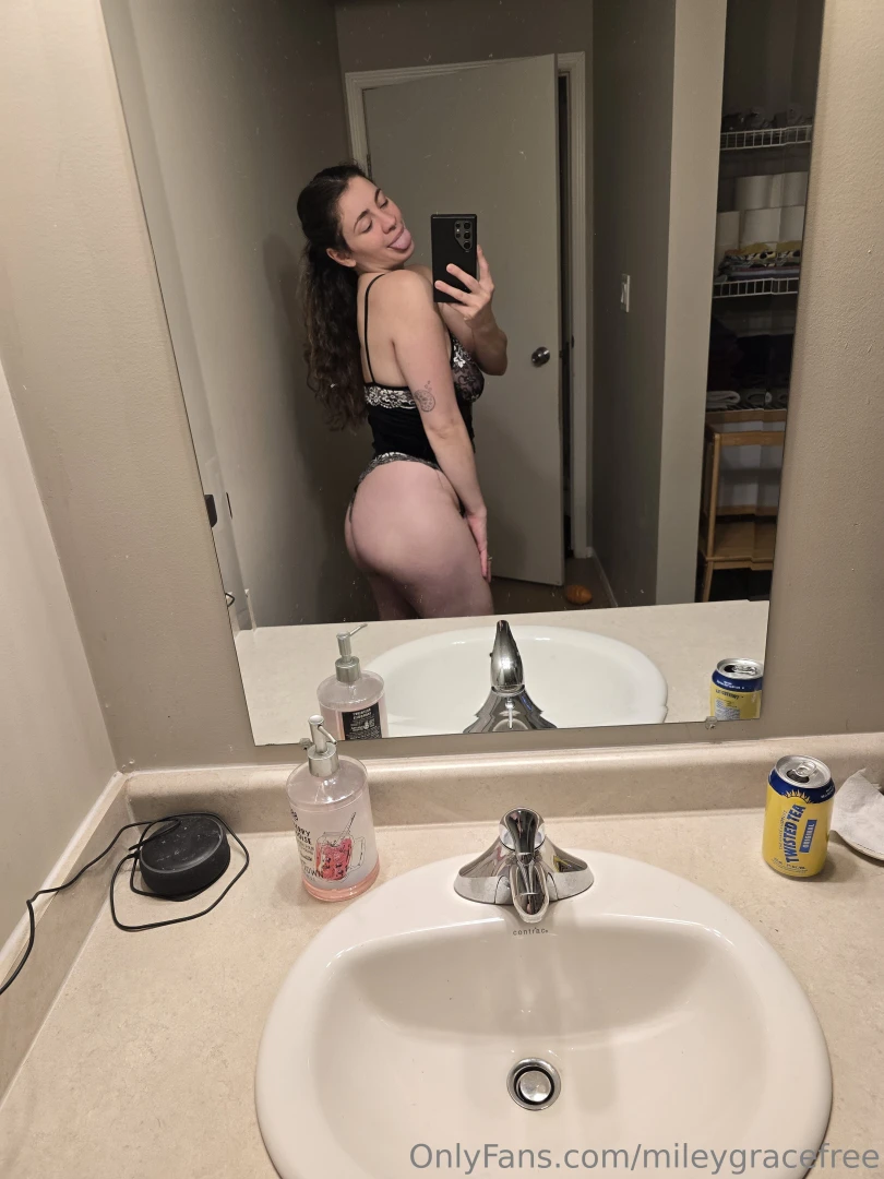 Do you love my ass 3 exclusive hidden photos here for those who do part 2 