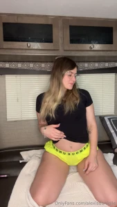 Like to get my exclusive pics on your dms