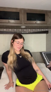 Just imagine me on top of you rn grinding slow and driving you crazy