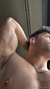 Get your fkn face in there now