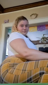 What are you up to thicc milf fyp