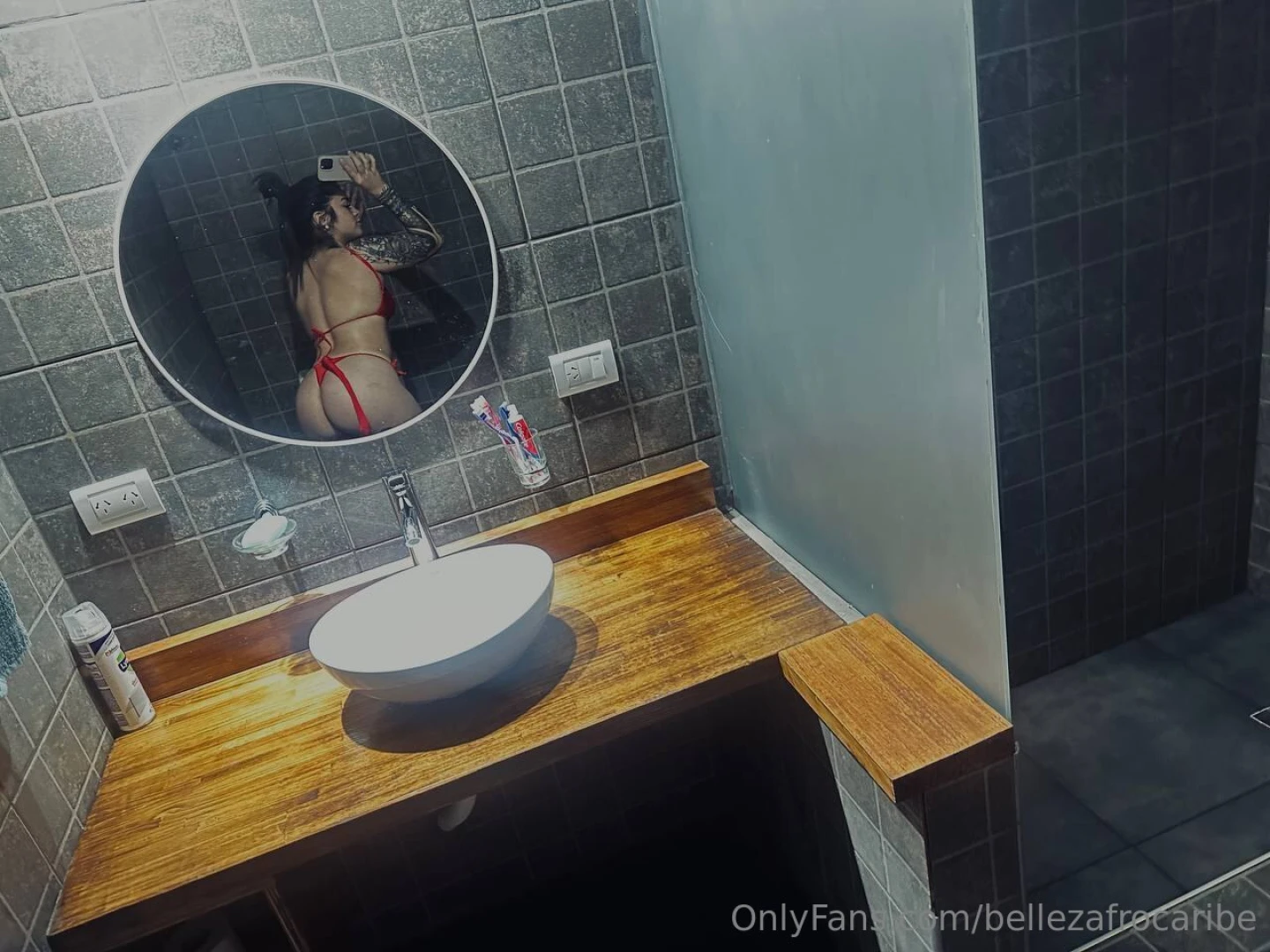 Free online now hello i m emiwave i ve been horny all day can you help 