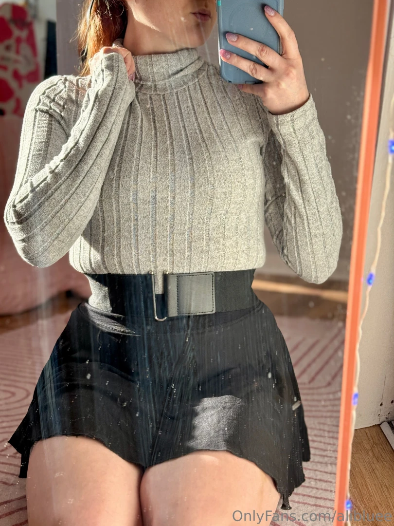 It s friday night come take me out on the town and show me off to the 