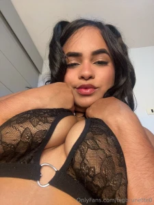 Titty time do you want to see how i play with my tits and if you want part 3