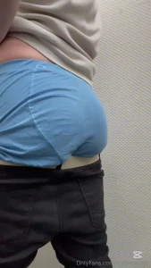 Here a compilation of me sagging and farting get ur face over here and