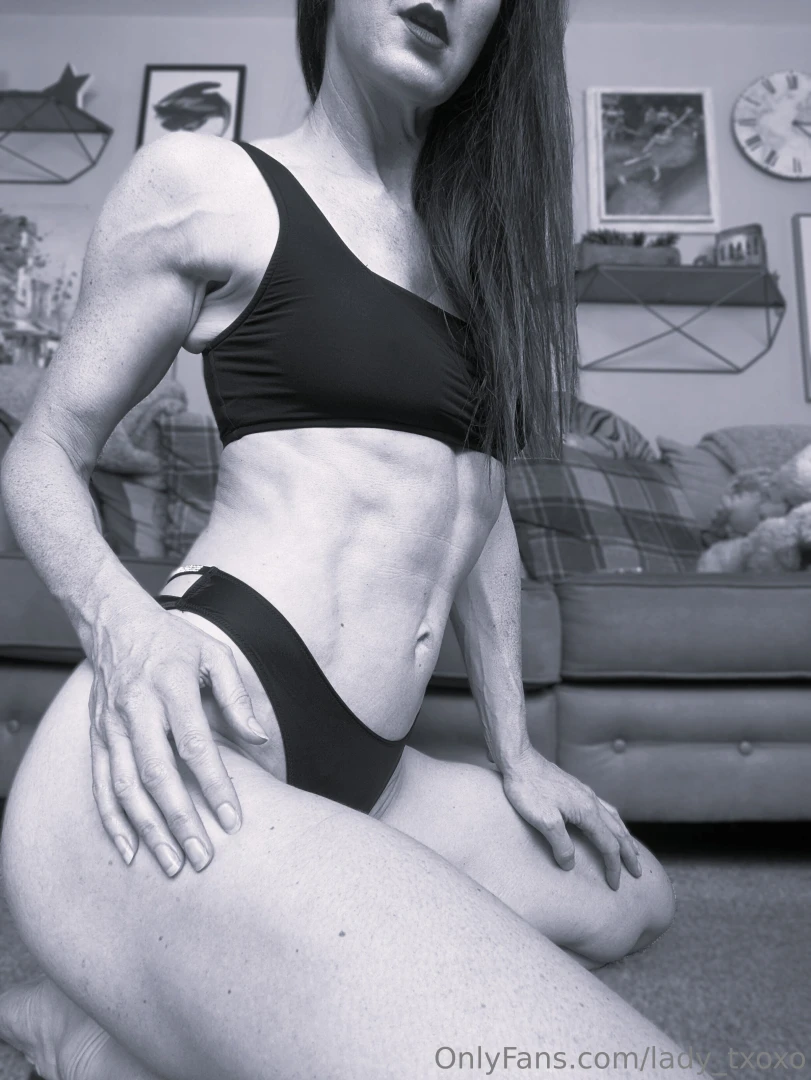 Selfies for you today in black n white xxx 