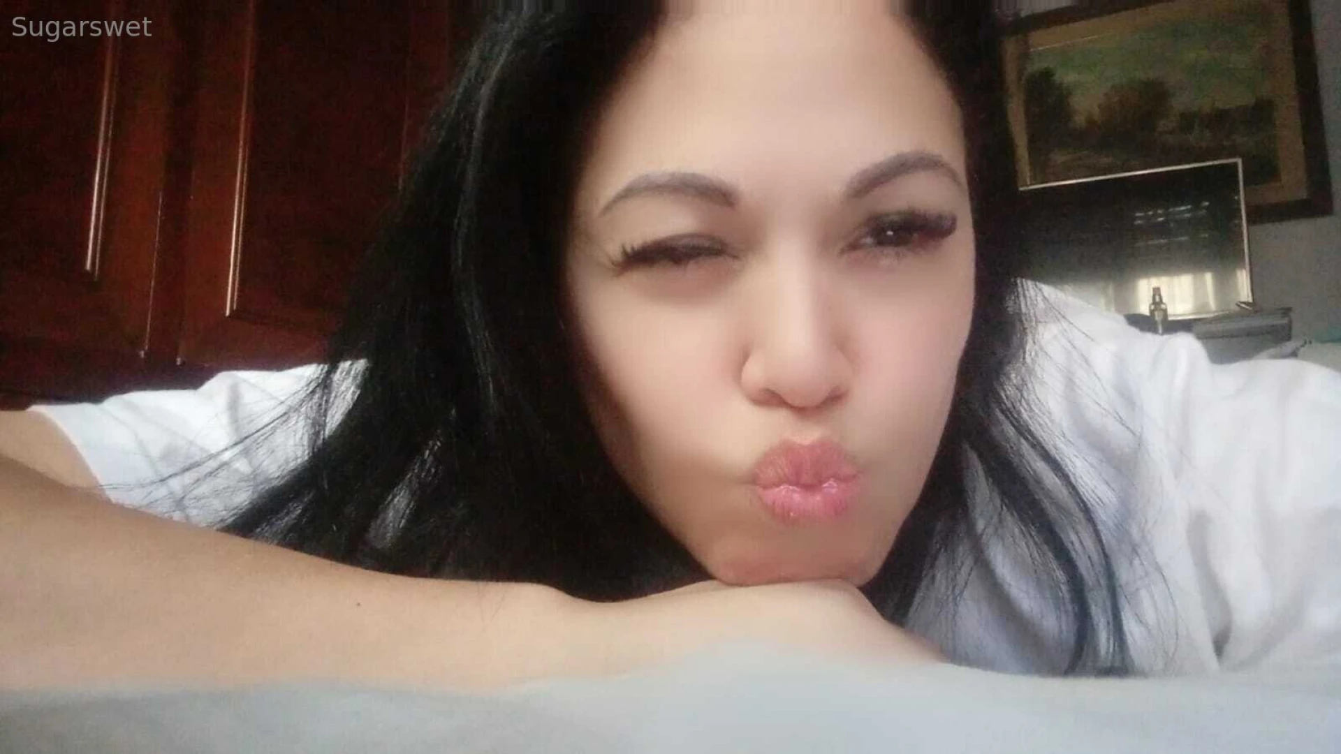 Selfie mode when you slept badly and you wake up with your thong 