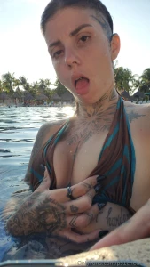 Alguien me invita a la playa de nuevo