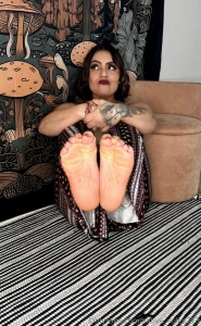 These thick soles smelling everything up part 4
