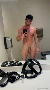 Back on it sweaty gym dick