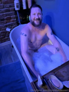 Happy friday sexies also bourbatronfiles is a sexy sexy man check out part 1