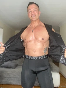 Come and give me hug part 1