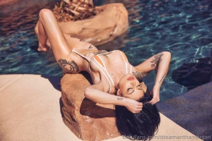 How it literally feels to be with me