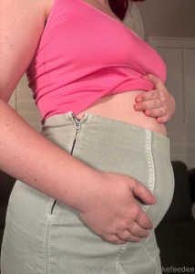 Some more belly and booty content for you cuties this time in my part 2
