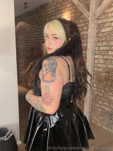 With and without skirt