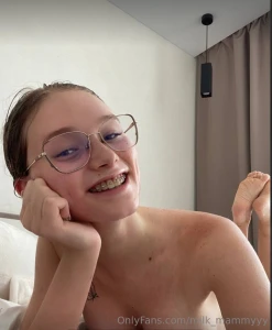 Naughty_mila 20- - wet princess wants to share her real devilish side part 113