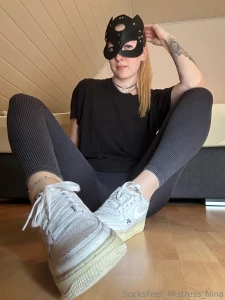 If the mistress wants the slave to smell her feet then you have to do part 2