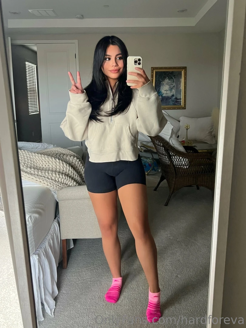 Good luck focusing today after seeing this 