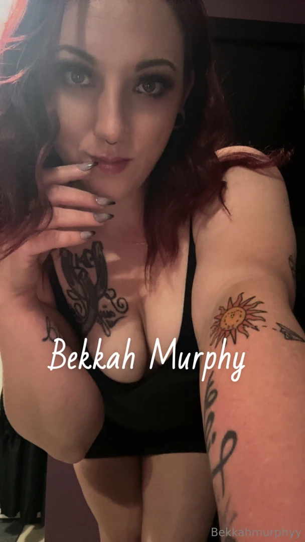 Tip this post and i ll pop a titty out 