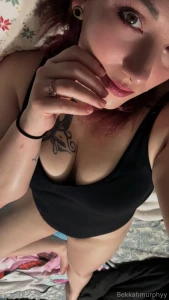 Hey hunny i hope your day is going well what color lingerie do you