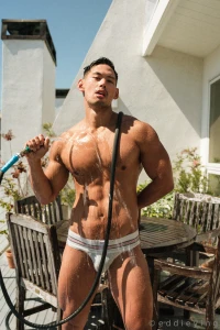 Rerelease - new shots from my time with sessions men part 3