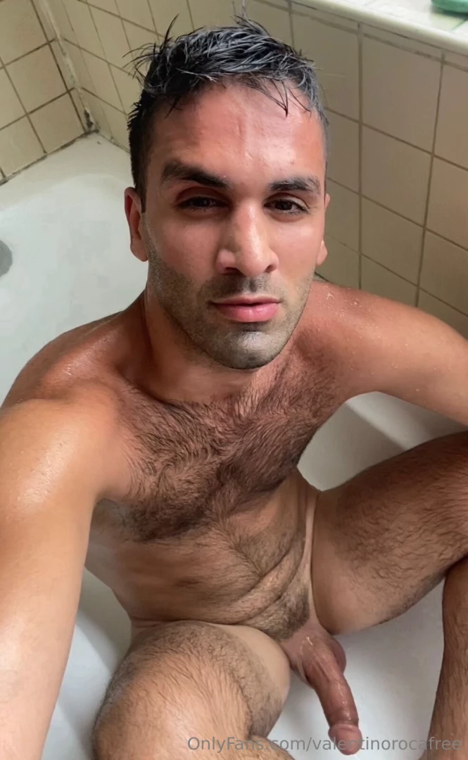 valentinorocafree - Hey askarov askarov subscribe to his onlyfans to see his porn and all part 18 