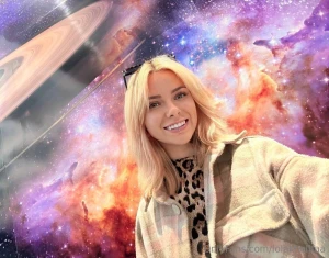 Summer is here and i m melting into the heat