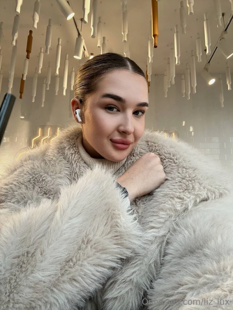 Liz-lux part 4 