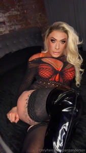 Having a great day anyone fancy helping mommy x