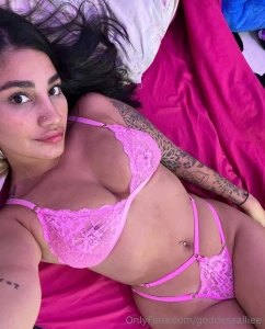 Cutieebrenda sweet face spicy soul once you enter her world there s no part 1