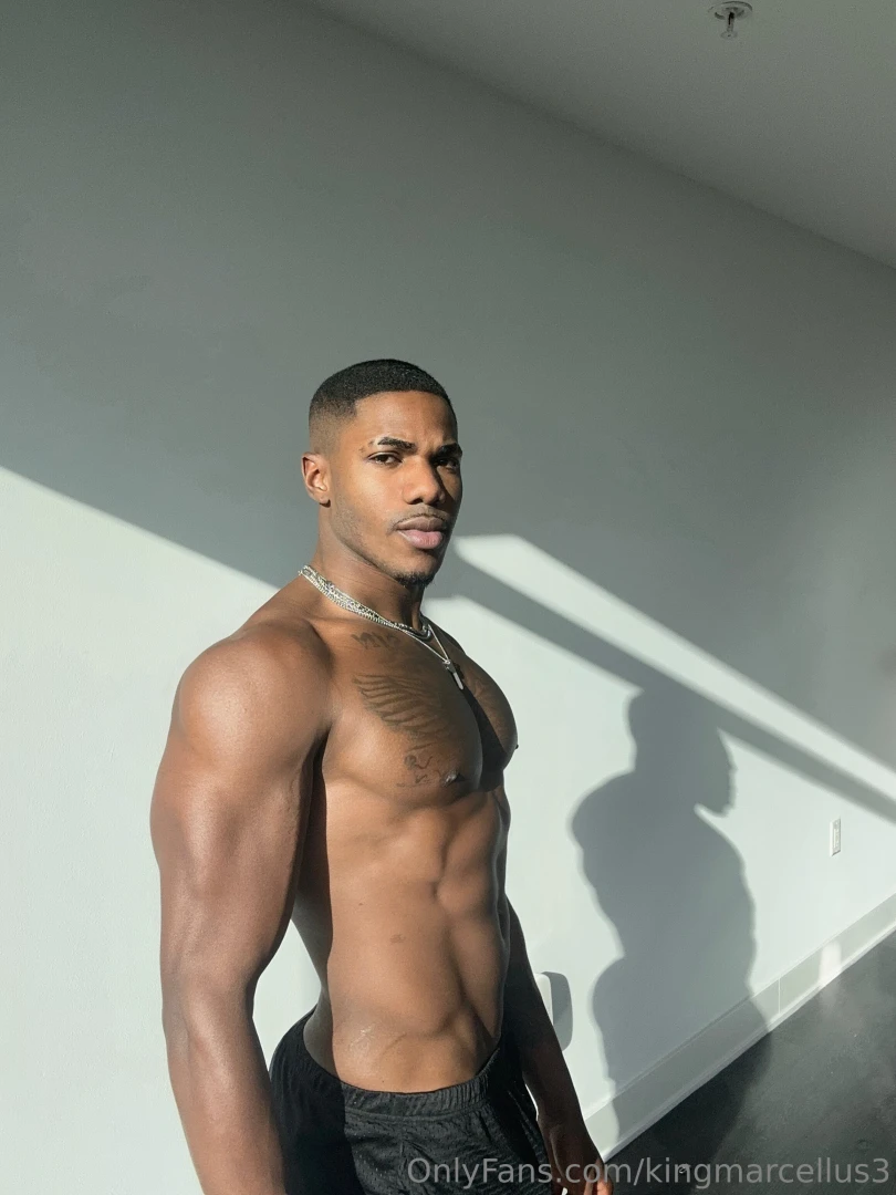 I m gonna be live tonight at 8 30 pm tonight with a special guest part 2 