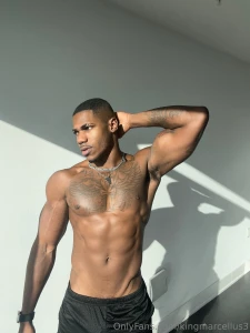 I m gonna be live tonight at 8 30 pm tonight with a special guest part 3