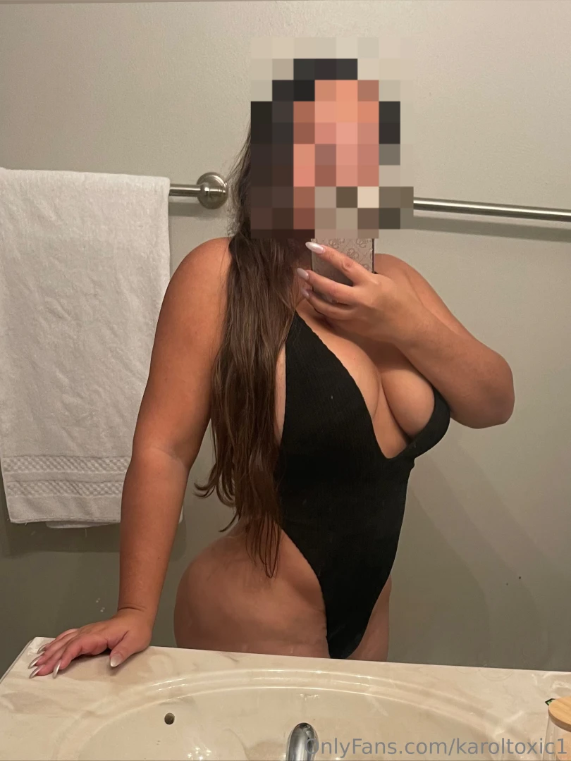 Karoltoxic1 let s play together daddy free suscription if you are a part 4 