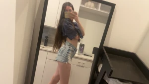 Mmm first 5 to comment get a surprise dm are you brave enough