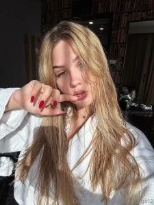 Yes most of the time you see me all glammed up makeup hair outfits i